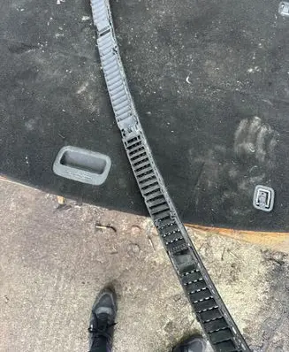 Volkswagen Multivan T4 Front bumper lower grill 701819044