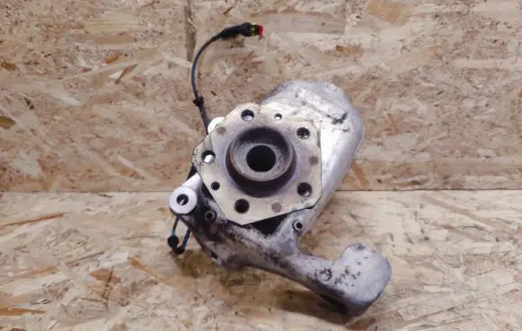 Maserati Quattroporte Front wheel hub spindle knuckle 28822051 206791
