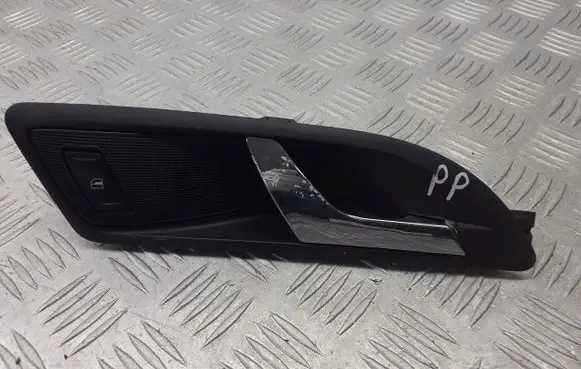Skoda Octavia Mk2 (1Z) Rear door interior handle trim 1Z0035411