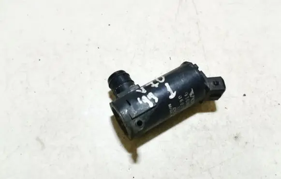 Volvo C70 Windscreen/windshield washer pump 9169611 060210-3950