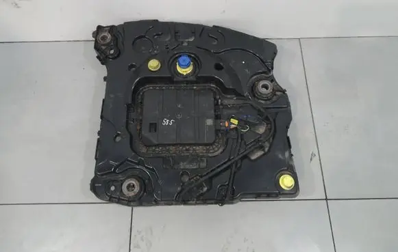 Peugeot 2008 I AdBlue liquid reservoir 9812914780
