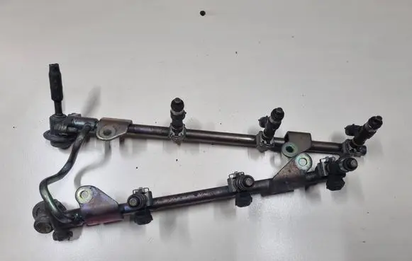 Fuel main line pipe