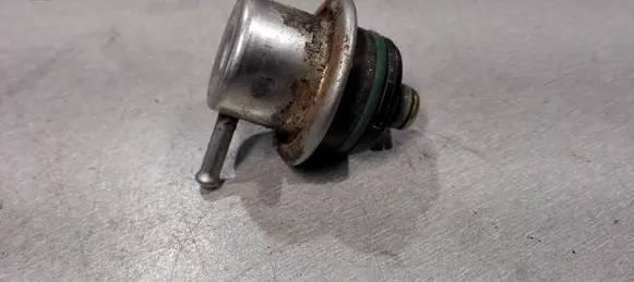 Fuel pressure sensor