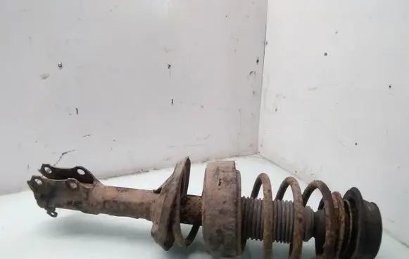 Volkswagen PASSAT B4 Front shock absorber/damper