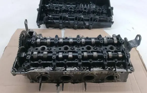 BMW 1 E81 E87 Engine head 779767806