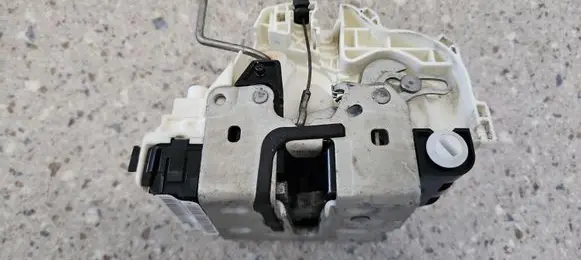 Jeep Grand Cherokee Rear door lock P04589923AF
