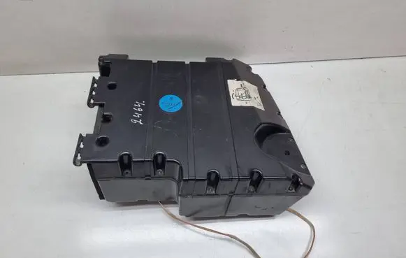 BMW 5 E60 E61 Subwoofer speaker 6910371 65136910371