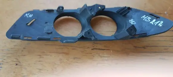 Mercedes-Benz E AMG W212 Quarter panel pressure vent A2128850723