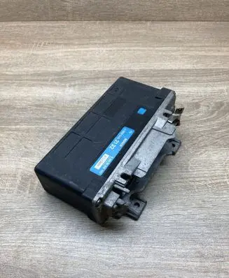Mercedes-Benz E W124 ABS control unit/module 0055452132 0265101018