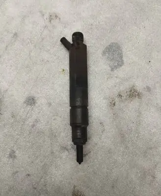 Audi A4 S4 B5 8D Fuel injector 028130201g