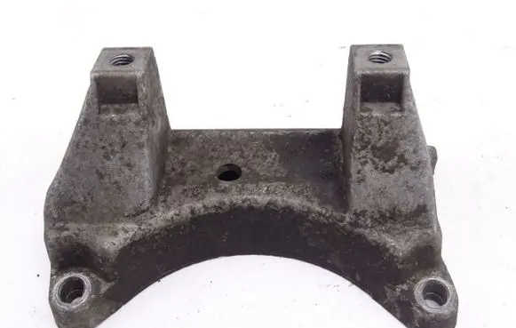 Mercedes-Benz S W140 Gearbox mounting bracket A1402421340