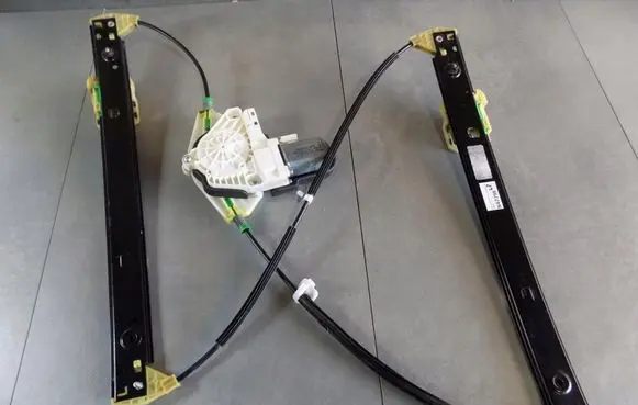 Audi A8 S8 D4 4H Front door window regulator with motor 4H0837461A