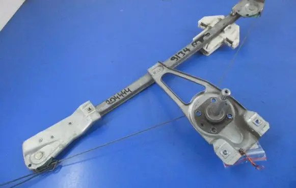 Volkswagen Polo III 6N 6N2 6NF Rear door window regulator with motor 6N4839402