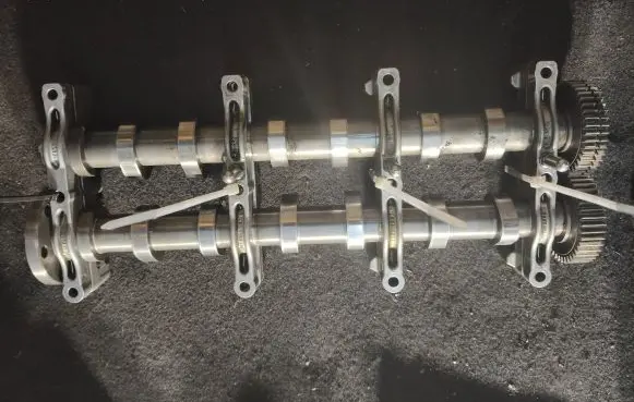 Audi A8 S8 D4 4H Camshaft 059021fd 059109022db