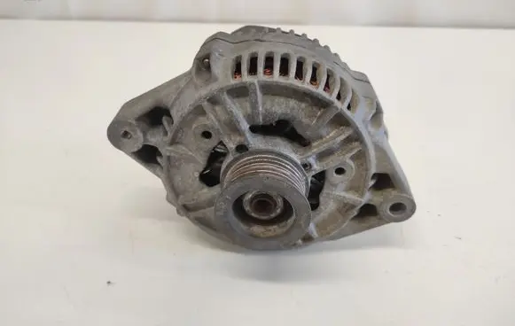 Opel Zafira A Generator/alternator