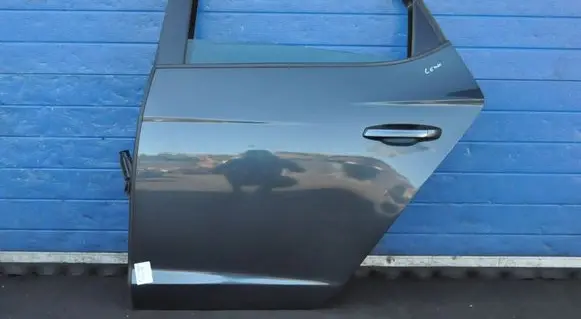 Seat Leon IV Rear door 