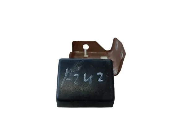 Nissan Almera Tino Engine bonnet (hood) release handle