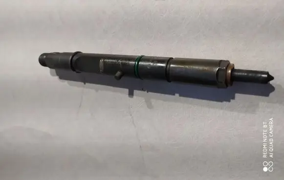 Audi A6 S6 C5 4B Fuel injector 059130201