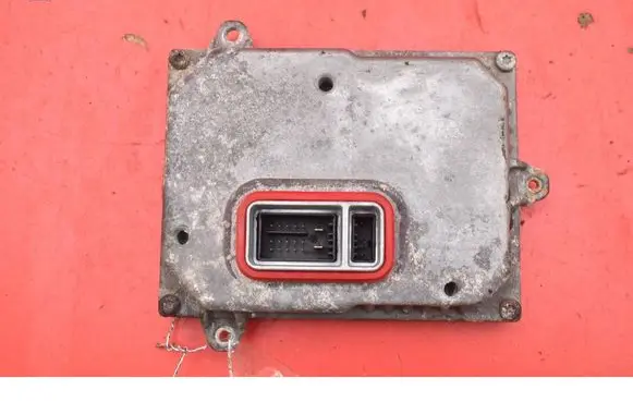 Audi A3 S3 A3 Sportback 8P Voltage converter/converter module 1307329115