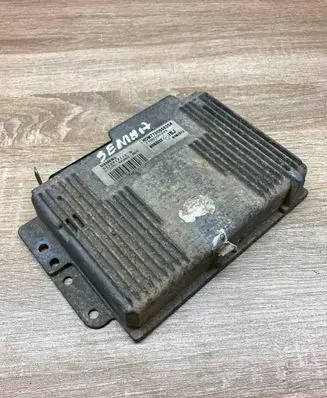 Renault Megane II Engine control unit/module ECU HOM7700868304 S113717113D