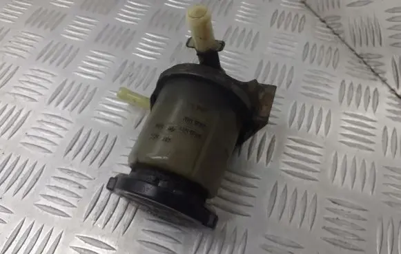 Toyota Corolla Verso E121 Power steering tank cap 