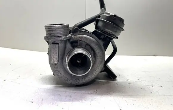 Volvo XC90 Turbo 8653122 GT2052V