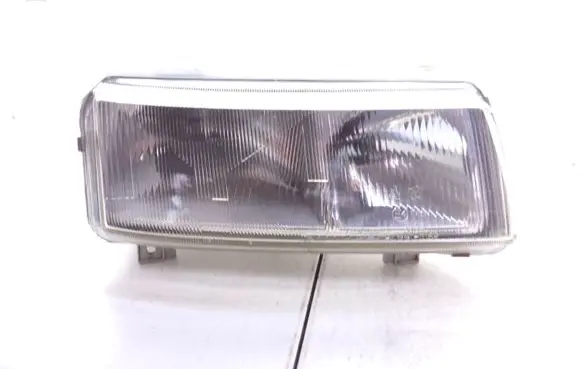 Volkswagen PASSAT B4 Headlight/headlamp 4411116R 01924120