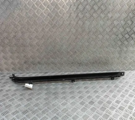 Mercedes-Benz Vito Viano W447 Sliding door upper roller guide/hinge A4477660537