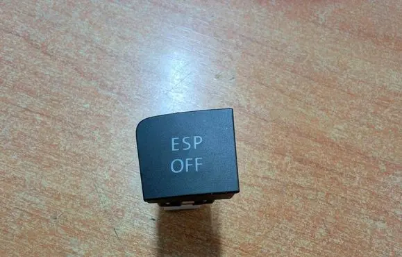 Volkswagen PASSAT B6 ESP (stability program) switch 3C0927117C 32210