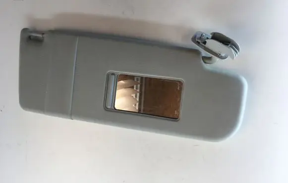 Skoda Octavia Mk1 (1U) Sun visor clip/hook/bracket 1Z0857552D