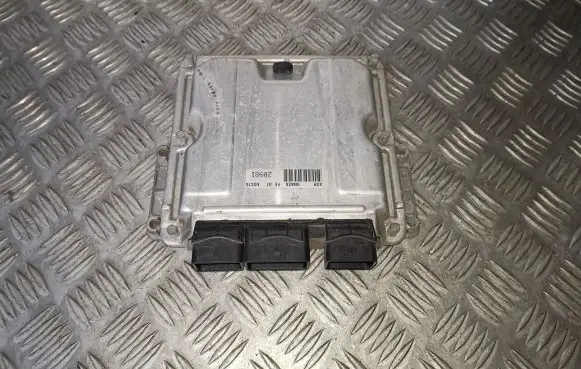 Citroen Xsara Picasso Engine control unit/module 0281010595 9642014980