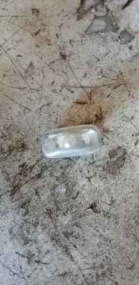 Front fender indicator light