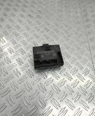 Volkswagen Golf VII Door control unit/module 5Q0959593B
