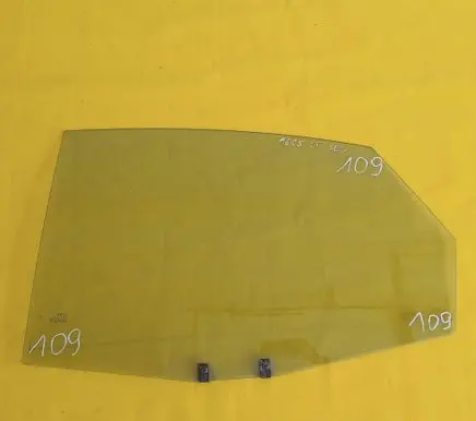 Audi A6 S6 C5 4B Front door window glass four-door