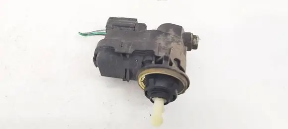 Renault Laguna III Headlight level adjustment motor 8200402521