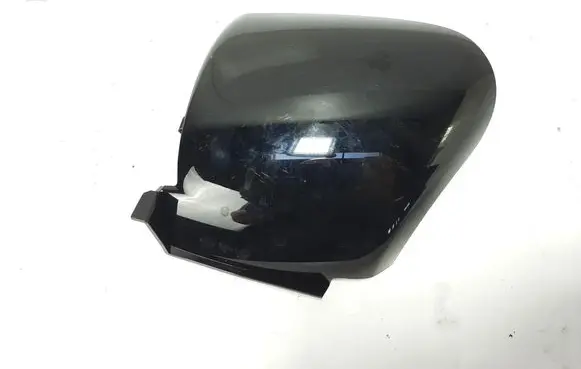 Dashboard glove box trim