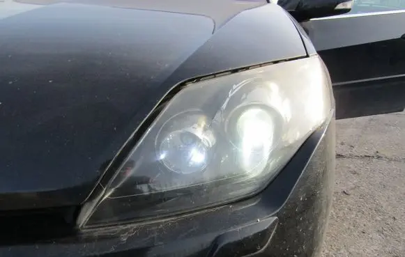 Renault Laguna III Headlight/headlamp 260600043R