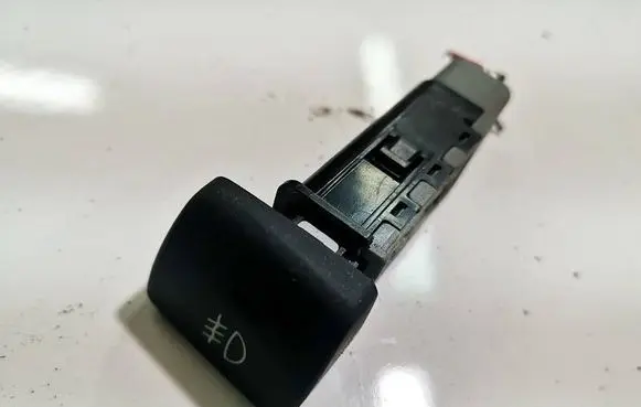 Hyundai Santa Fe Fog light switch 9374026500