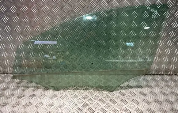 Mercedes-Benz A W176 Front door window glass four-door 43R00049