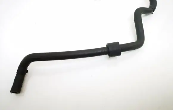 Volkswagen PASSAT B7 USA Engine coolant pipe/hose