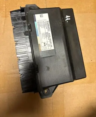 Volvo XC60 Comfort/convenience module 8G9N19G481AA