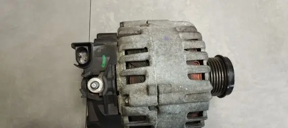 Ford Mondeo MK IV Generator/alternator AG9T10300AA 214023615