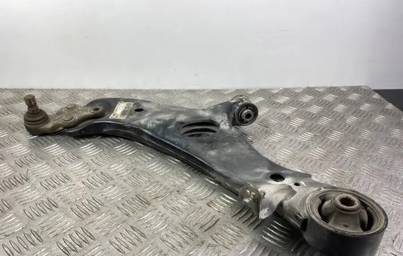 Hyundai Grand Santa Fe NC Front lower control arm/wishbone