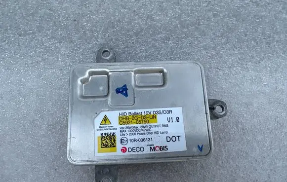 KIA Sorento Headlight ballast module Xenon 10R036131 DHB2GD3LL C592105750