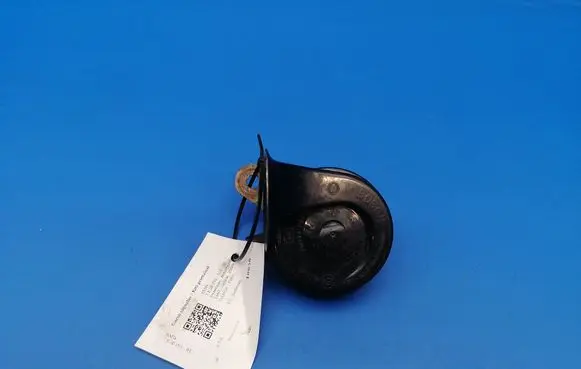 BMW 7 E38 Horn signal 011157