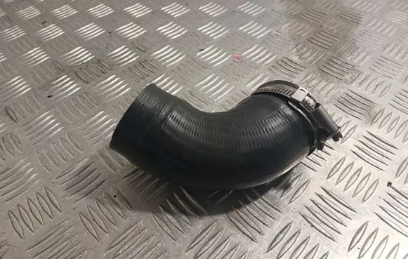 Volkswagen PASSAT B6 Intercooler hose/pipe 1K0145762EL