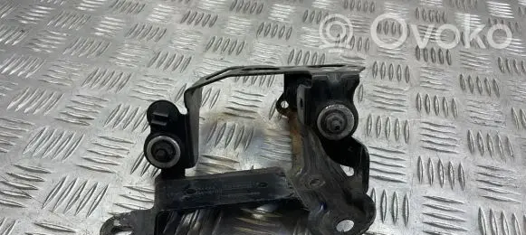 Volvo V70 ABS pump bracket 6G9N2B389CF 6G9N2B389