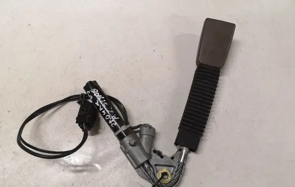Jaguar S-Type Front seatbelt buckle 33036733