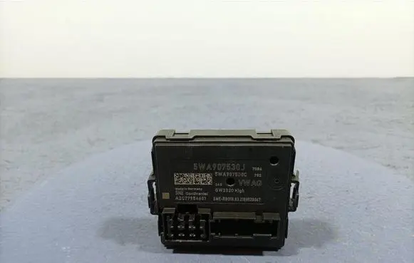 Nissan Atleon Gateway control module 5WA907530J