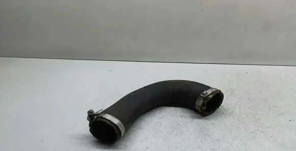 Intercooler hose/pipe